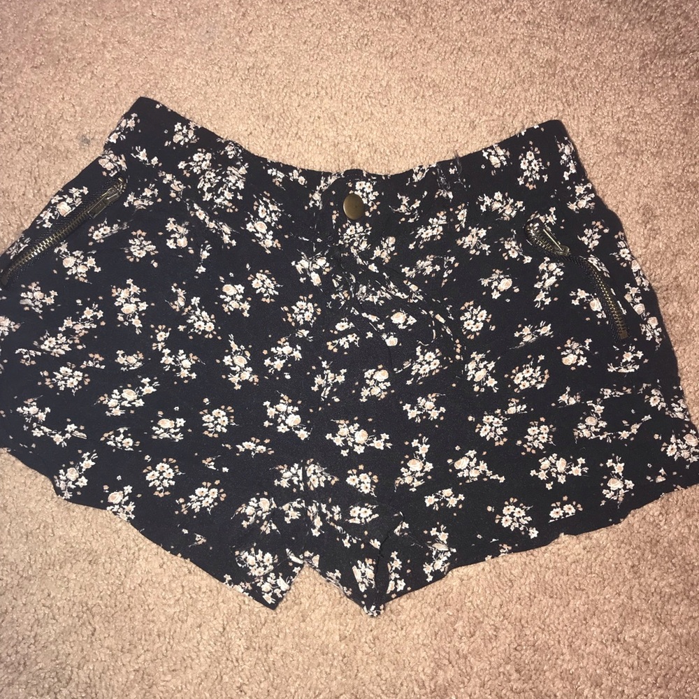 Floral Shorts from Forever 21!